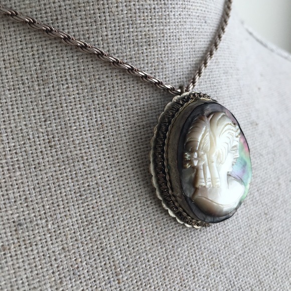 Art Nouveau Cameo Mother of Pearl Abalone Pendant - Picture 4 of 13
